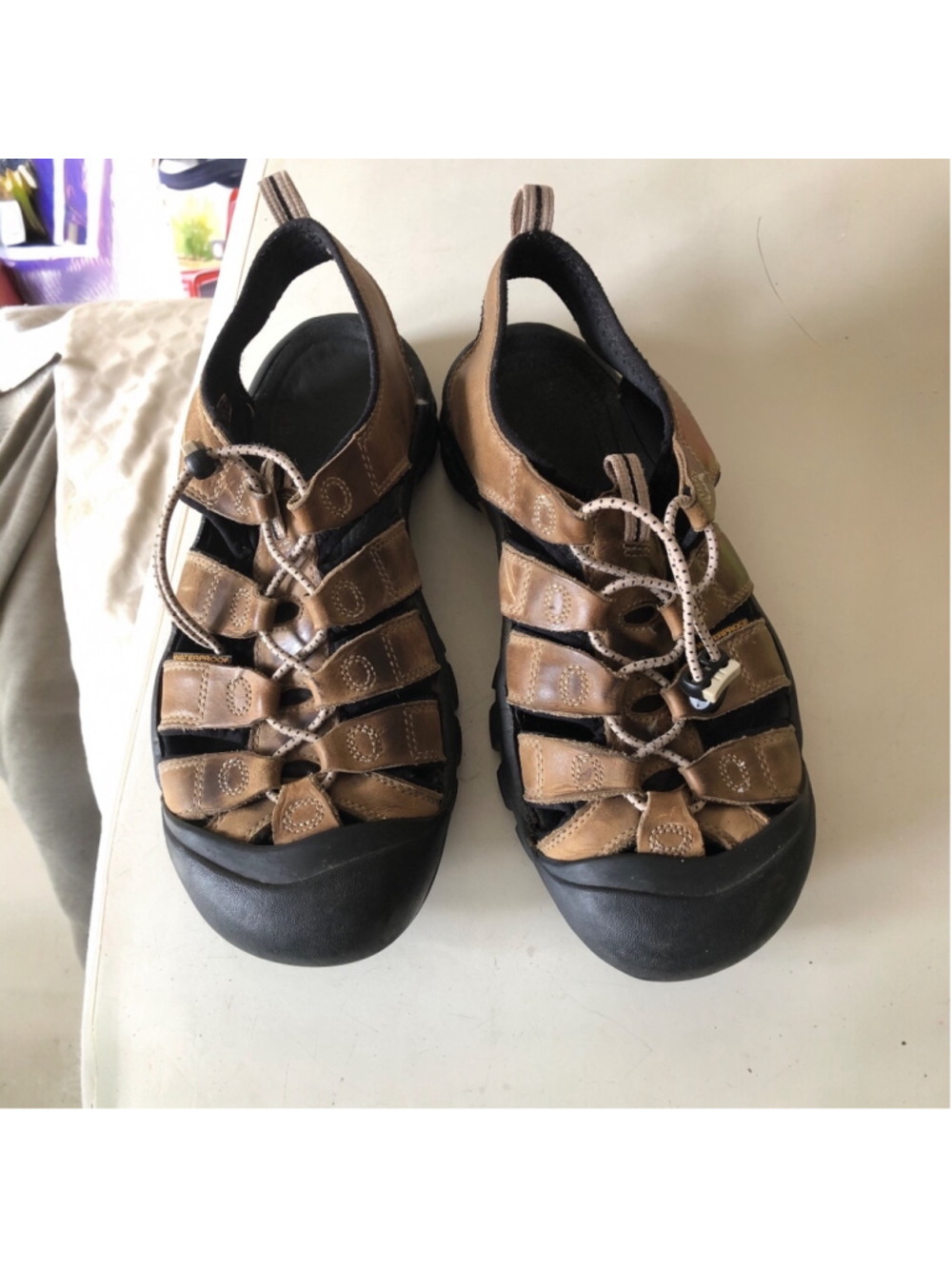 Mens 10.5 Keen Newport Leather Closed Toe Hybrid Water Hiking Trail Sandals Tan